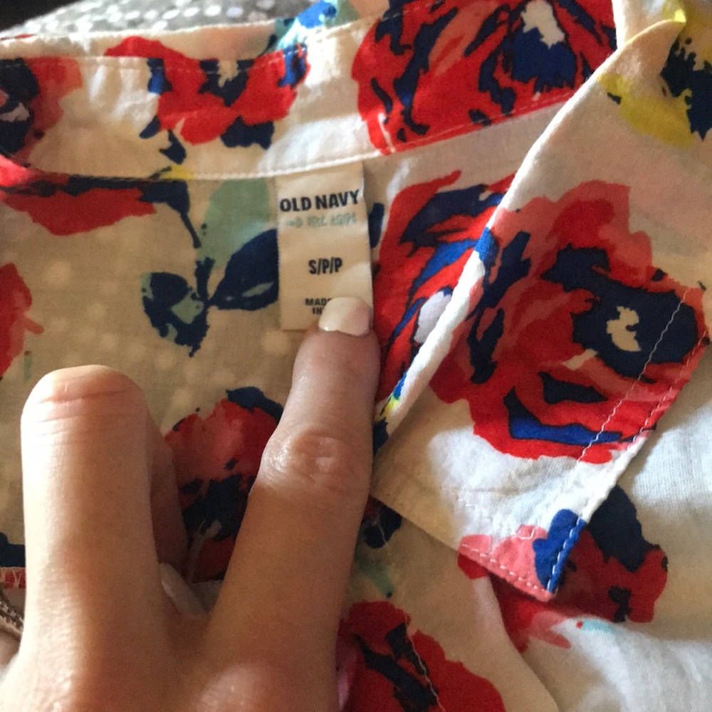 Button down blouse - Picture 2 of 2